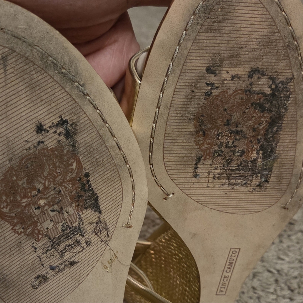Vince Camuto Gold Women's Sandals - Picture 7 of 8